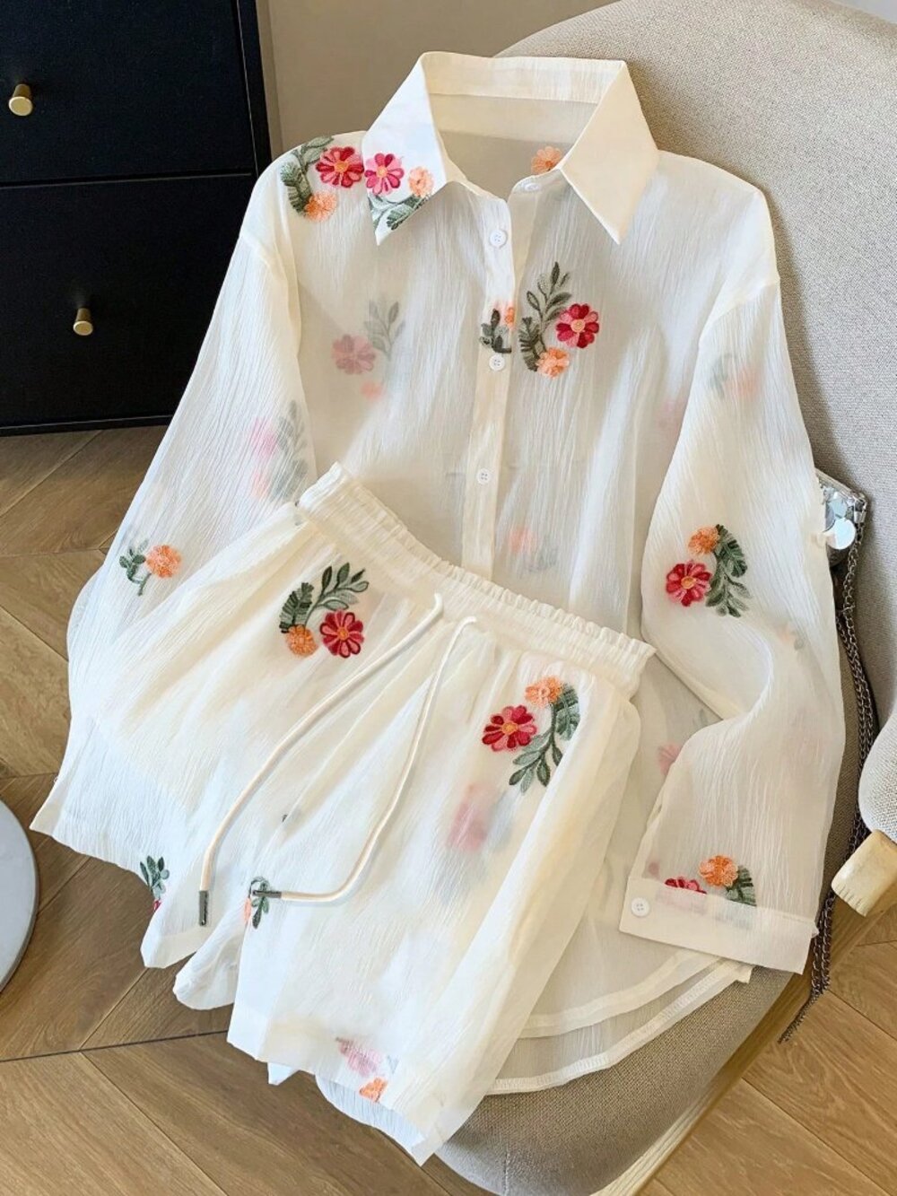 White Casual Women's Chiffon Drop Shoulder Long Sleeve Shirt and Shorts Set